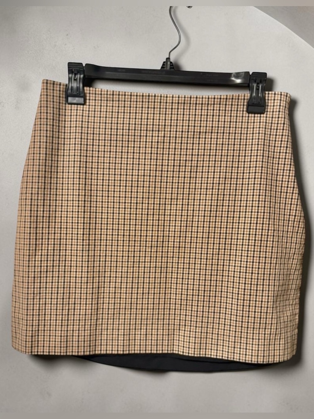 3 for $15 SALE! Banana Republic Tan and Black Checked Mini Skirt